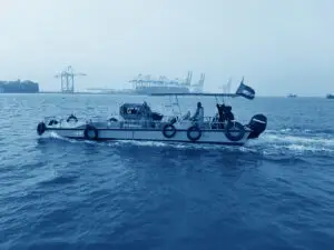 Speed Boat with attached SRP